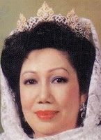 diamond tiara queen tengku anis kelantan raja perempuan malaysia