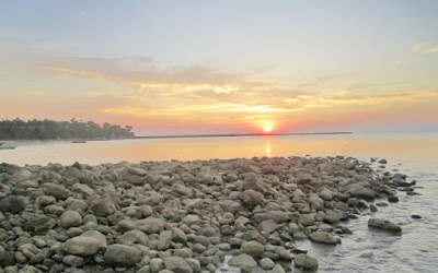 Tempat Wisata Pantai Lasiana di Kupang Nusa Tenggara Timur