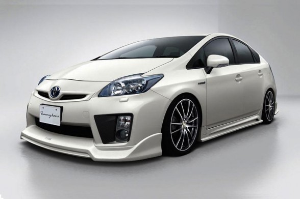 Toyota Prius Face Off Tuning by Tommy Kaira Wallpaper