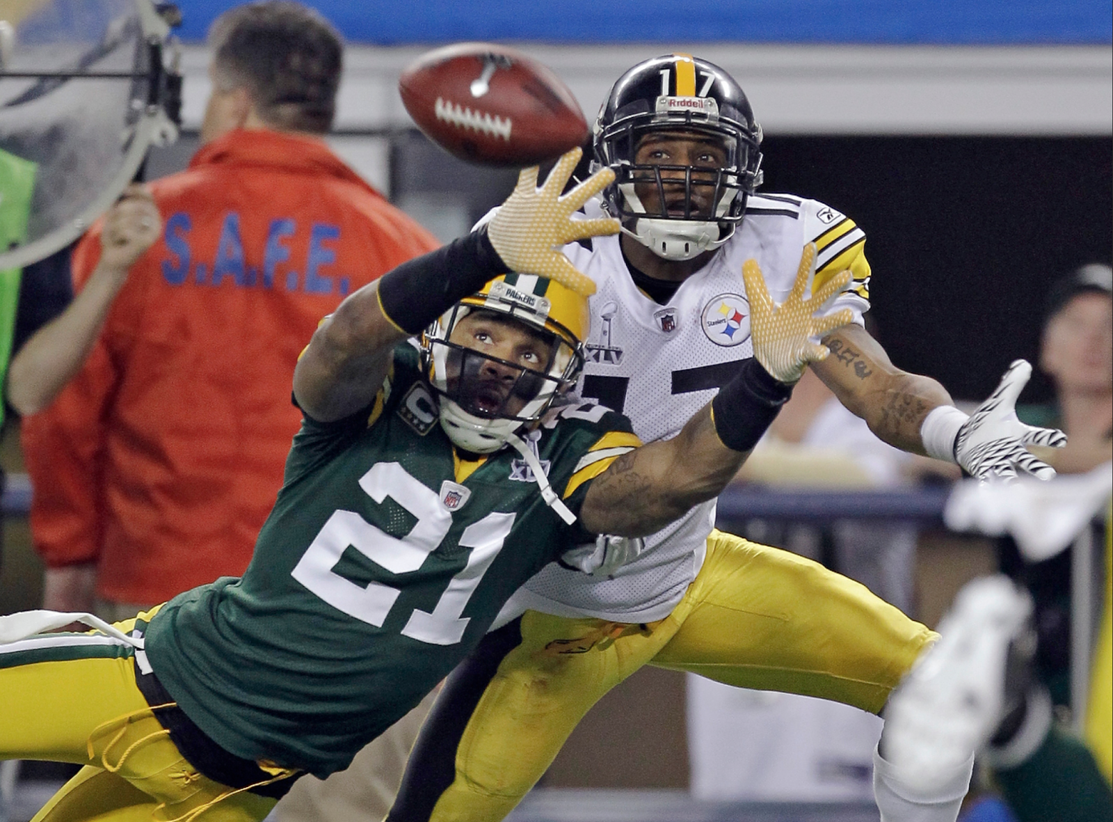 PACKERVILLE, U.S.A.: Super Bowl XLV — As Seen By the Media