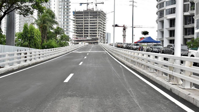 The new Estrella-Pantaleon Bridge during the Day. Photo by the official DPWH Facebook Page