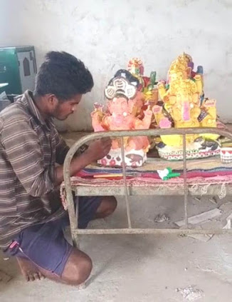 Karan made Ganesh Ji Statues