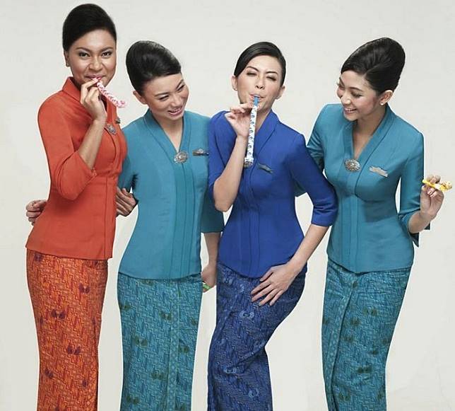 Makna Seragam Pramugari Indonesia, Mulai dari Lion Air ...