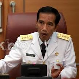 Relawan Jokowi Dekalarasi di Medan Bersih