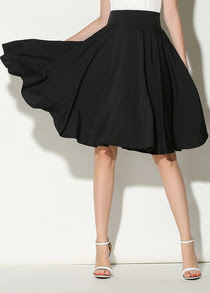 http://www.romwe.com/Black-High-Waist-Pleated-Skirt-p-119886-cat-682.html?utm_source=simply2wear.com&utm_medium=blogger&url_from=simply2wear