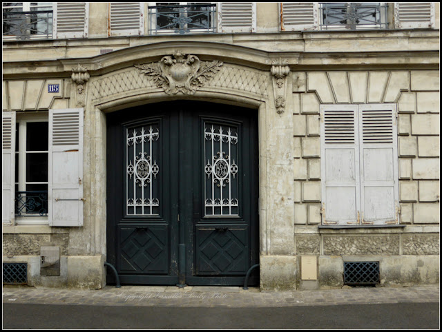 Door Versailles portail