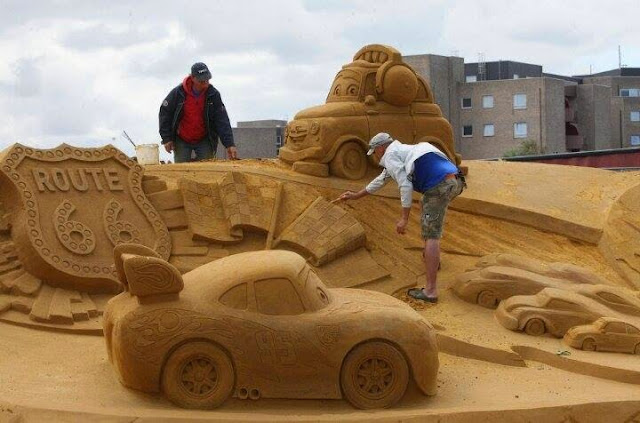 Sand art in a beautiful sculptures