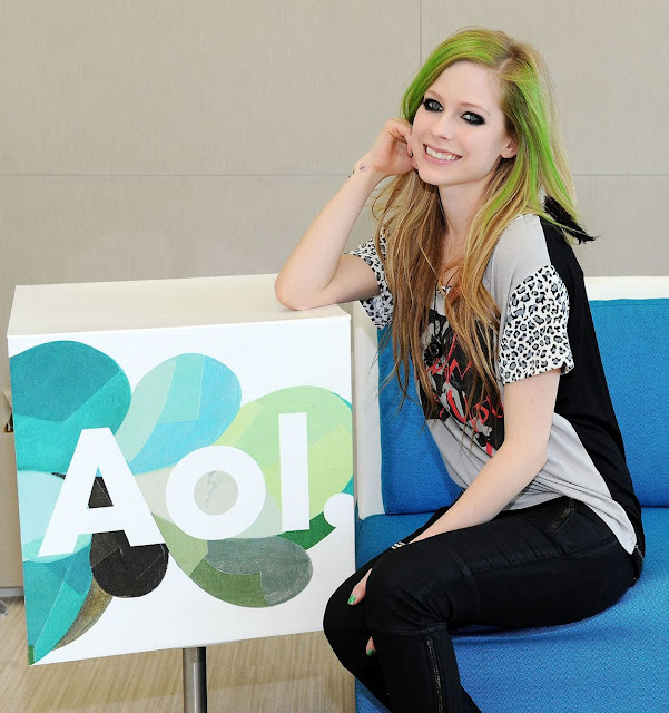 Avril Lavigne 2011 AOL Studios Photo Shoot