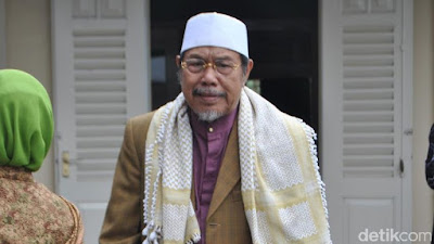 Prof Dr KH Tolchah Hasan, Menag di Era Gus Dur, Wafat