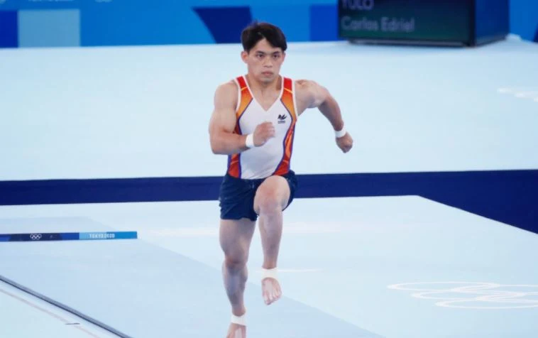 Carlos Yulo finishes 4th in men's vault finals