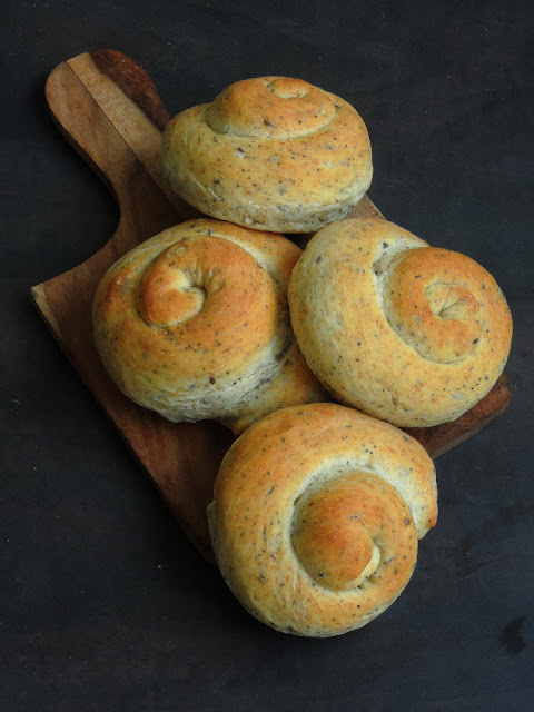 Vegan Challah Bread, Vegan Seeds Challah Bread