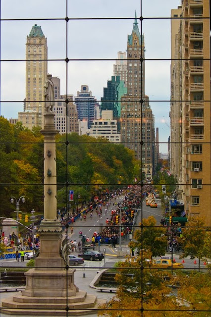 Walk In New York - The ING New York City Marathon -The Time Warner Center