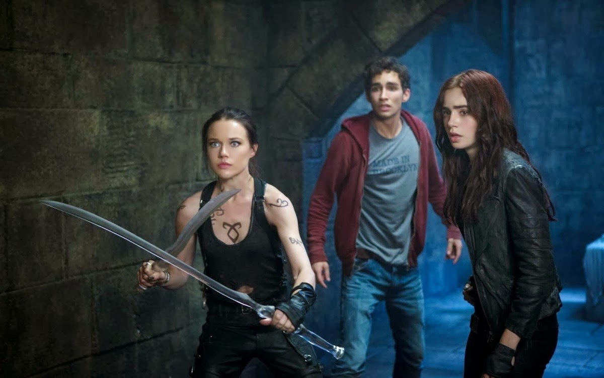 افلام مترجمه فيلم The Mortal Instruments City Of Bones 2013