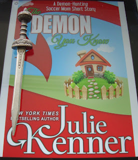 Portada del libro The Demon You Know, de Julie Kenner