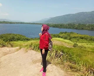 Danau Lebar Lampung Barat