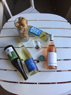 Winc wine subscription review. How I get 4 bottles of wine delivered each month. Why Winc wine Wednesdays are the perfect broke date night | brazenandbrunette.coW