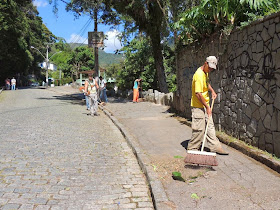 Cascata dos Amores recebe limpeza e pintura geral