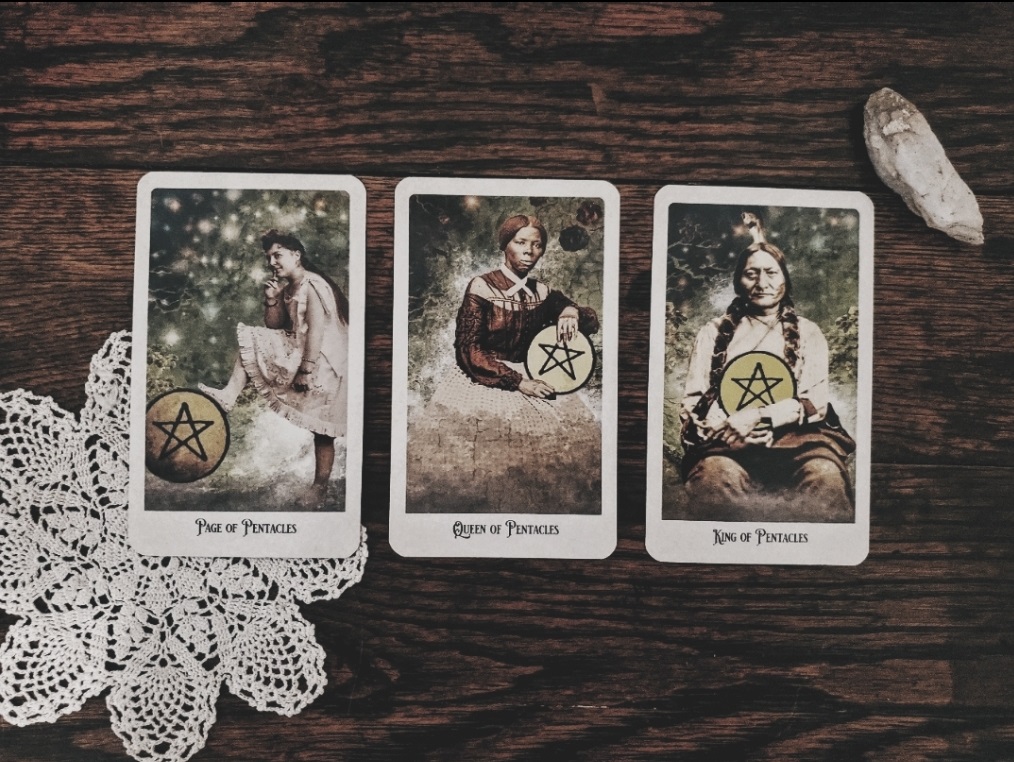 The Relative Tarot, ancestor tarot, tarot, divination, rider waite, review, witchcraft, wicca, wiccan, pagan, neopagan, occult, hedge witch, hedgewitch,