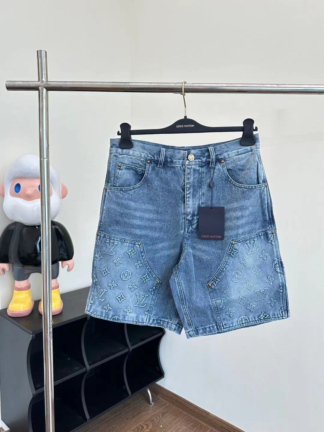 LV 2023-24FW Men's More Jeans Shorts