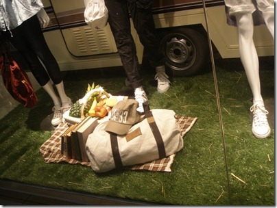 like the caravan display.. just look at the tyre