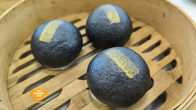 Black Gold Salted Egg Lava Bun