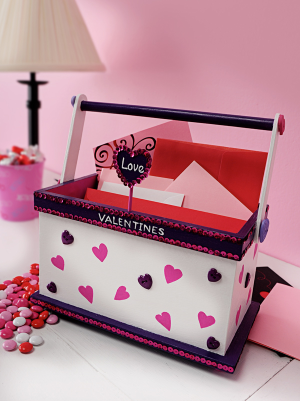 It's Written on the Wall: 4 Valentines Day Mailboxes ...