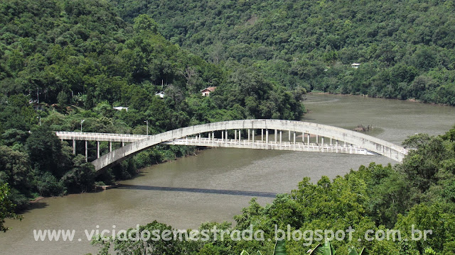 Ponte Ernesto Dorneles, sobre o Rio das Antas