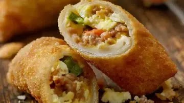 Spicy and Cheesy Chilli Cheese Bread Rolls Recipe | Chilli Cheese Rolls Recipe