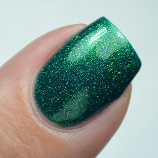 green nail polish with shifting shimmer