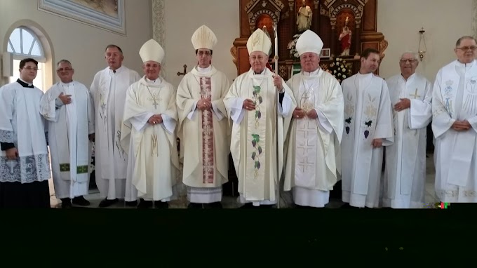 D. NELSON CELEBRA JUBILEU EPISCOPAL NO SANTUÁRIO DE ALBERTINA