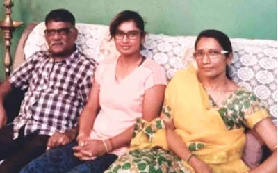 Mithali Raj with mom and dad