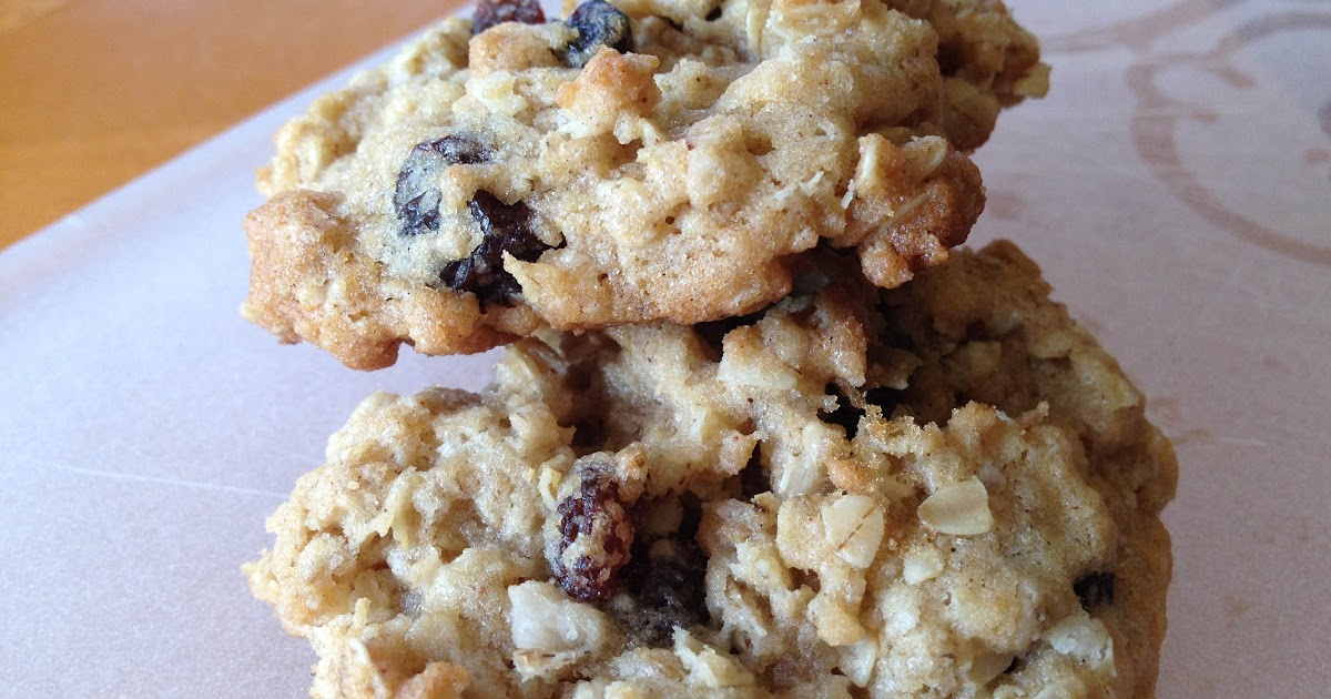 Addicted to Recipes: My Dad's Oatmeal Raisin Cookies