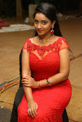 Aishwarya Addala photos at Ee Cinema Superhit-thumbnail-12