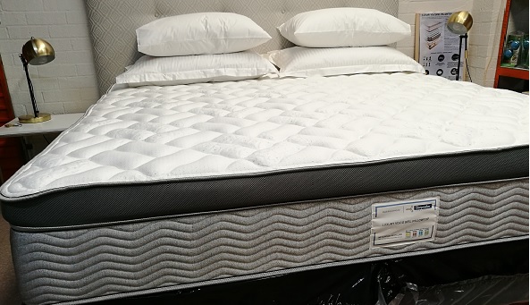 http://hotelathome.com.au/5-Star-Hotel-Sleepmaker-Commercial-Superking-Bed-Ensemble-Miracoil-Visco-Gel-Pillowtop-P5199807.aspx