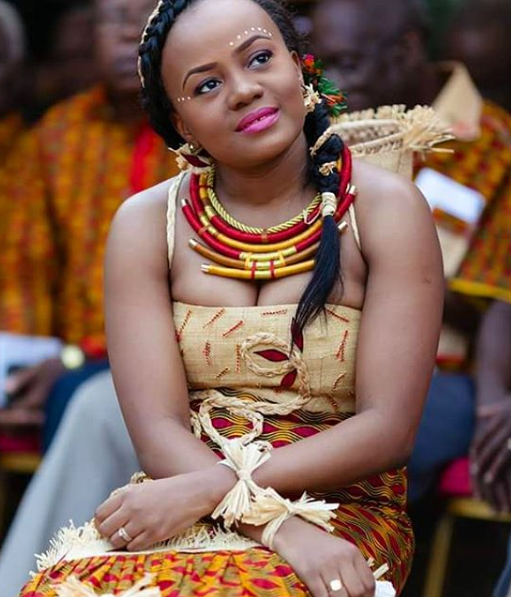 Encyclopédie De La Mode Gabonaise Modèle Traditionnel De