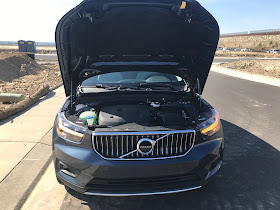 Hood open on 2020 Volvo XC40 T5 AWD Inscription