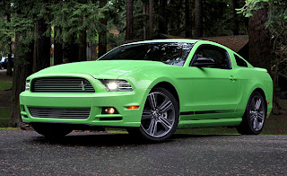 2013-Ford-Mustang-GT-Review