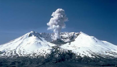 10 GUNUNG TERINDAH PALING MENAKJUBKAN DI DUNIA