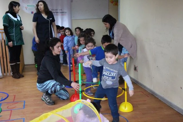 Subsecretario del Deporte visita Jardín Infantil Los Alpinos de Puerto Varas