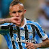 Com grande atuação de Weverton Cebolinha, Grêmio elimina Palmeiras e segue na libertadores.