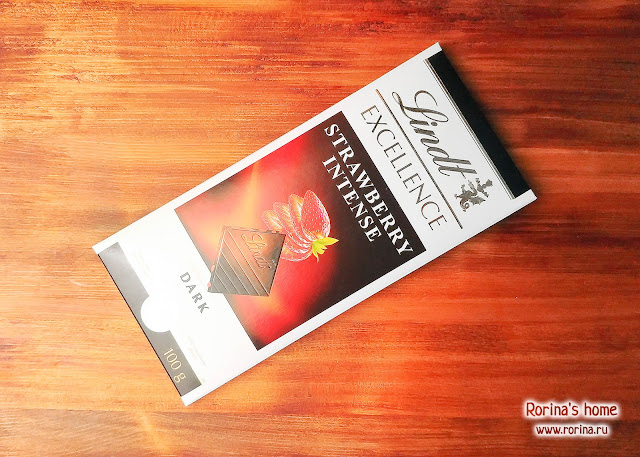 Шоколад Lindt Excellence с клубникой