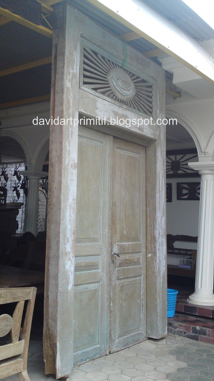 Art Primitif Pintu  Rumah  Belanda 