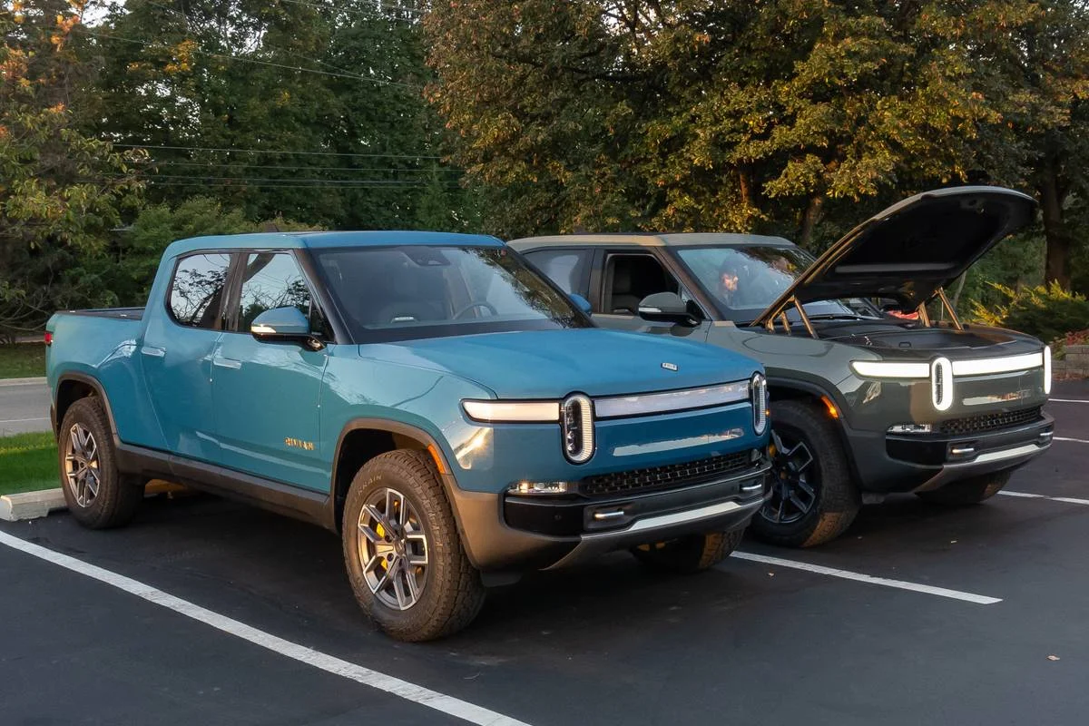 Eksterior R1T-Rivian OffRoad and OnRoad