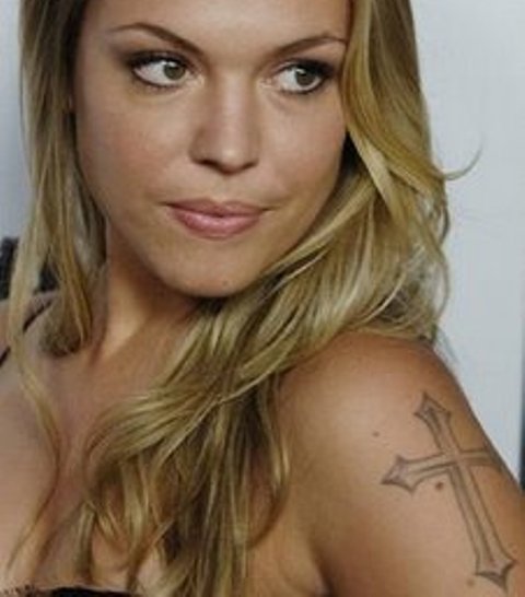 Agnes Bruckner Pics