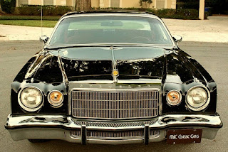 1975 Chrysler Cordoba Front