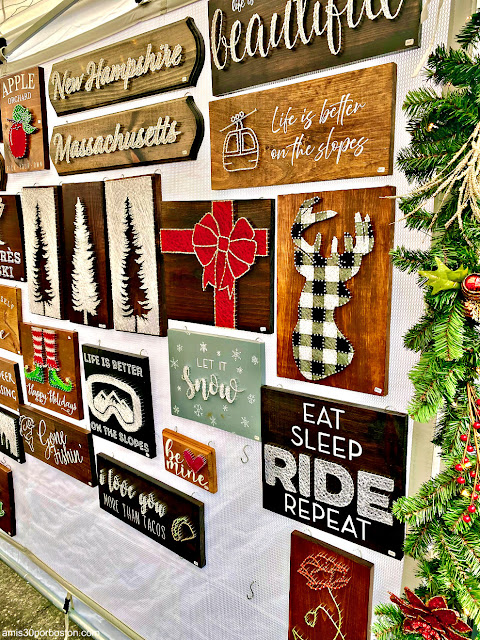 Artículos del Mercado Navideño Alemán en Amherst