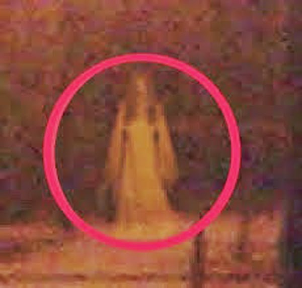  Gambar  hantu  langsuir  kena sumbat dalam botol didedahkan 