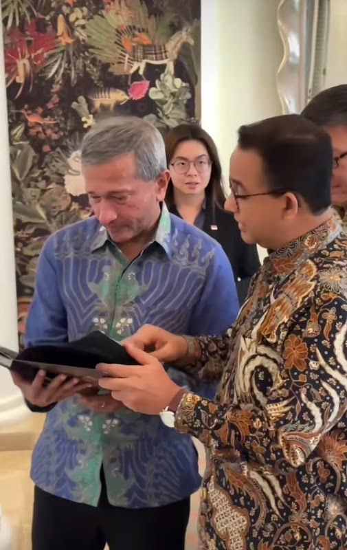 tapi kok malah dikunjungi Menlu Singapura Tanpa Prabowo, Anies bisa apa? kata IQ 78 😝😝