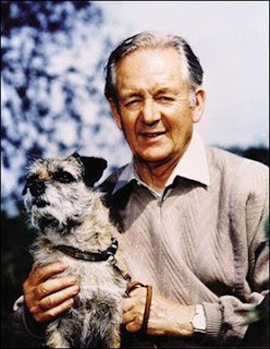 James Herriot. (2023, March 9). In Wikipedia. https://en.wikipedia.org/wiki/James_Herriot