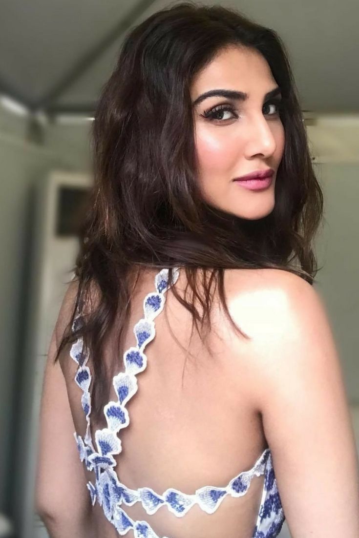 ACTRESS VAANI KAPOOR WHATSAPP GROUP LINKS